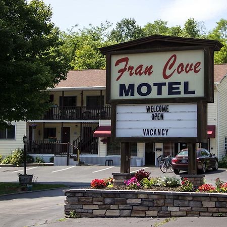 Fran Cove Motel 레이크 헤오르헤 외부 사진