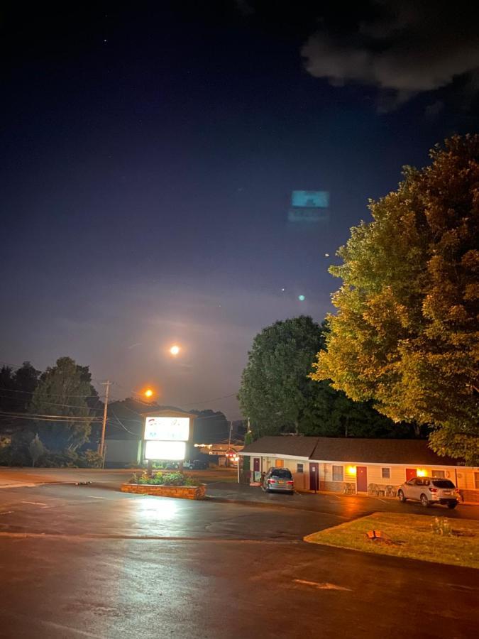Fran Cove Motel 레이크 헤오르헤 외부 사진