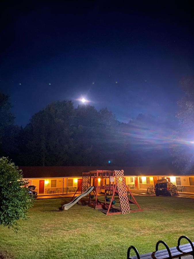 Fran Cove Motel 레이크 헤오르헤 외부 사진