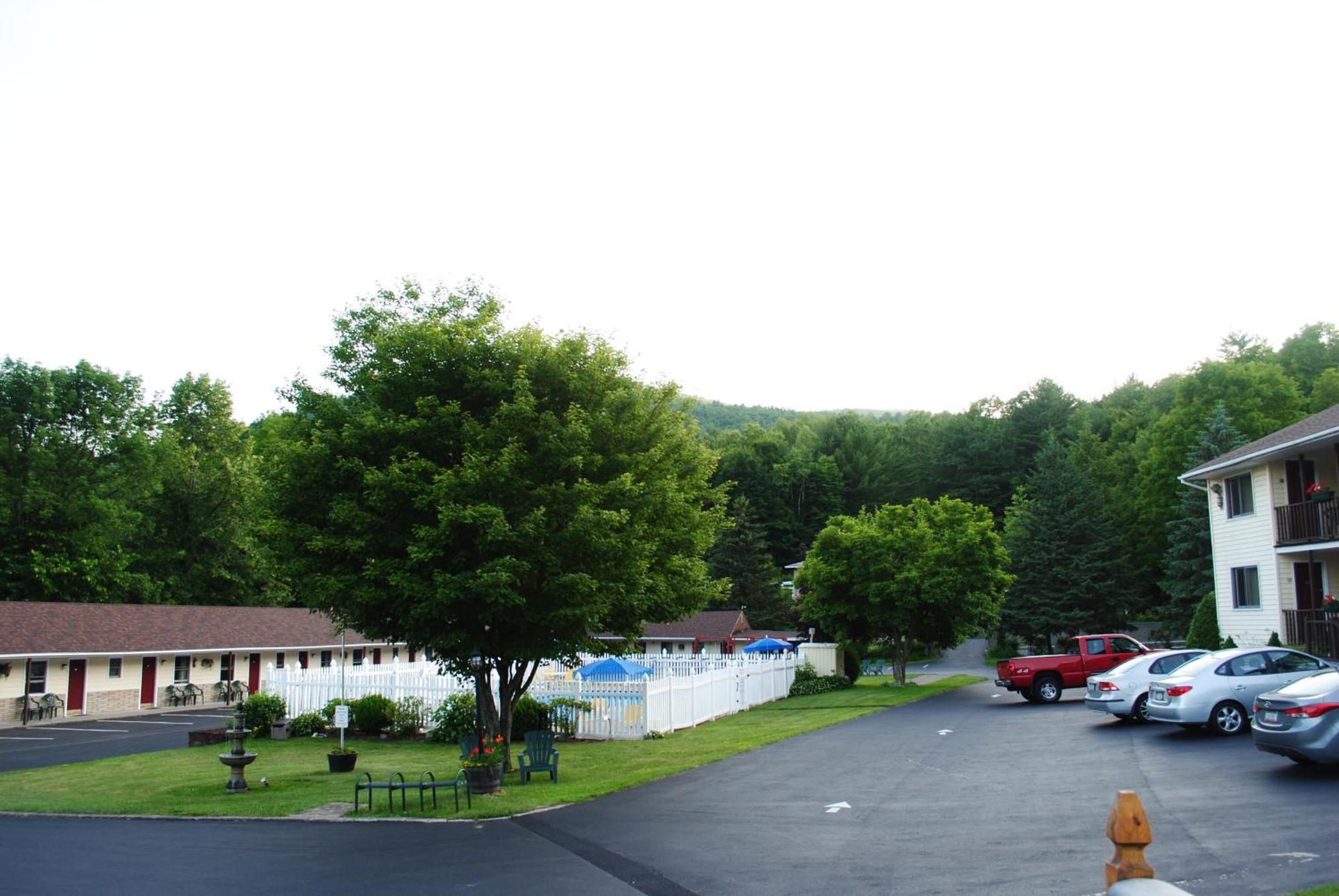 Fran Cove Motel 레이크 헤오르헤 외부 사진