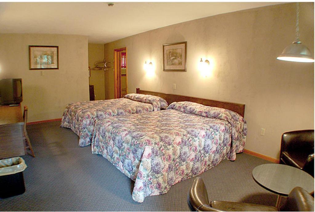 Fran Cove Motel 레이크 헤오르헤 객실 사진