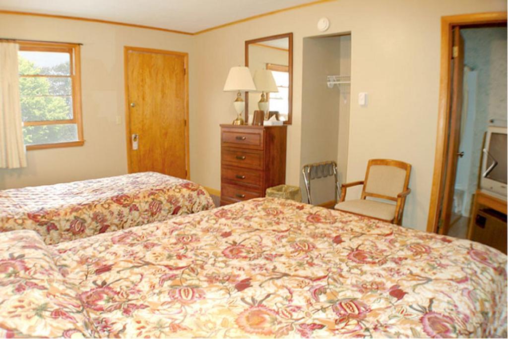 Fran Cove Motel 레이크 헤오르헤 객실 사진