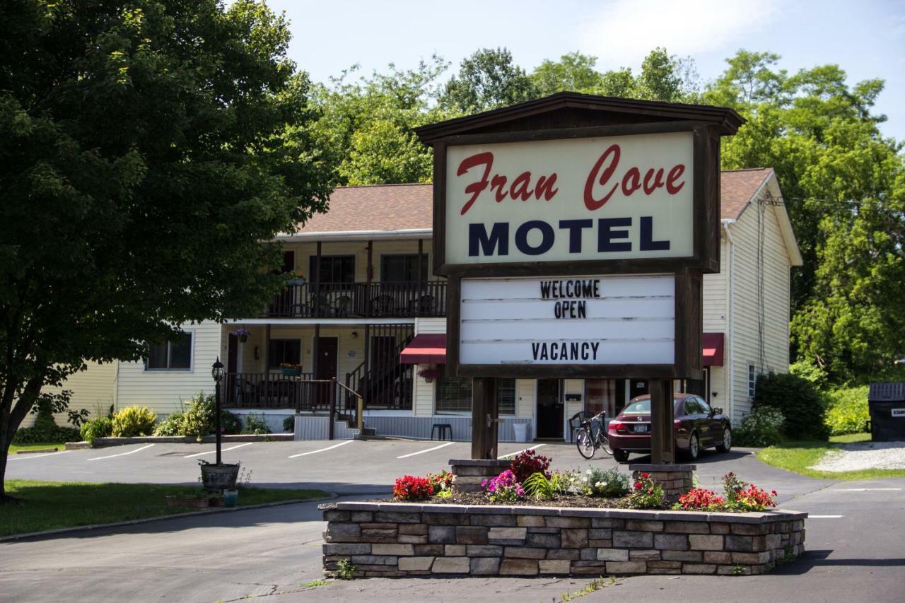 Fran Cove Motel 레이크 헤오르헤 외부 사진