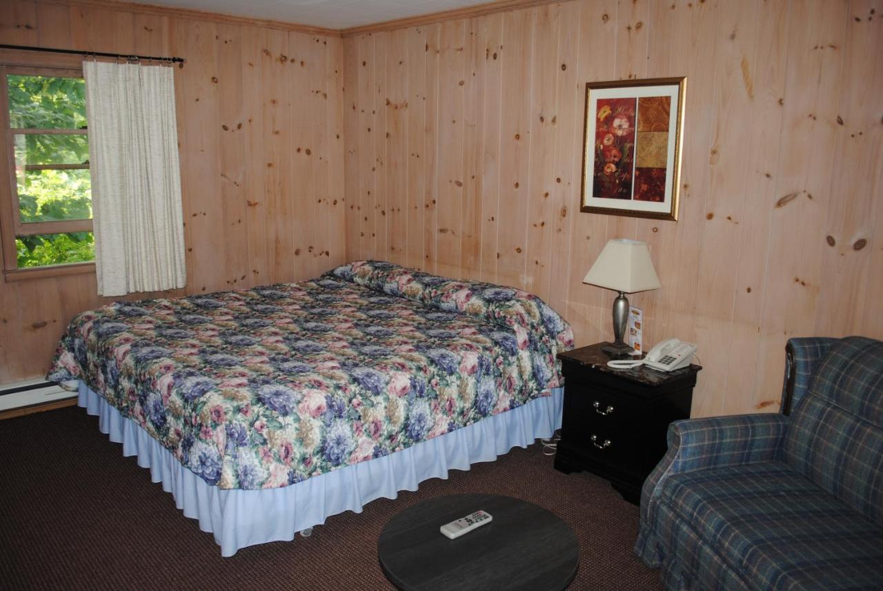 Fran Cove Motel 레이크 헤오르헤 객실 사진